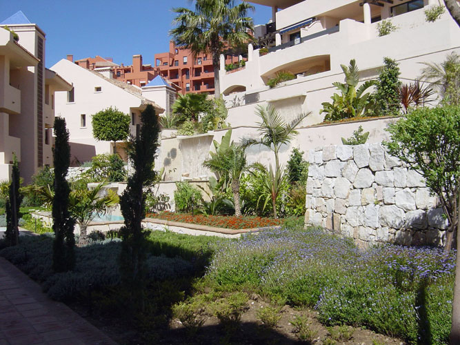 Garden - Cascadas de Calahonda - penthouse in Calahonda, Marbella, Costa del Sol
